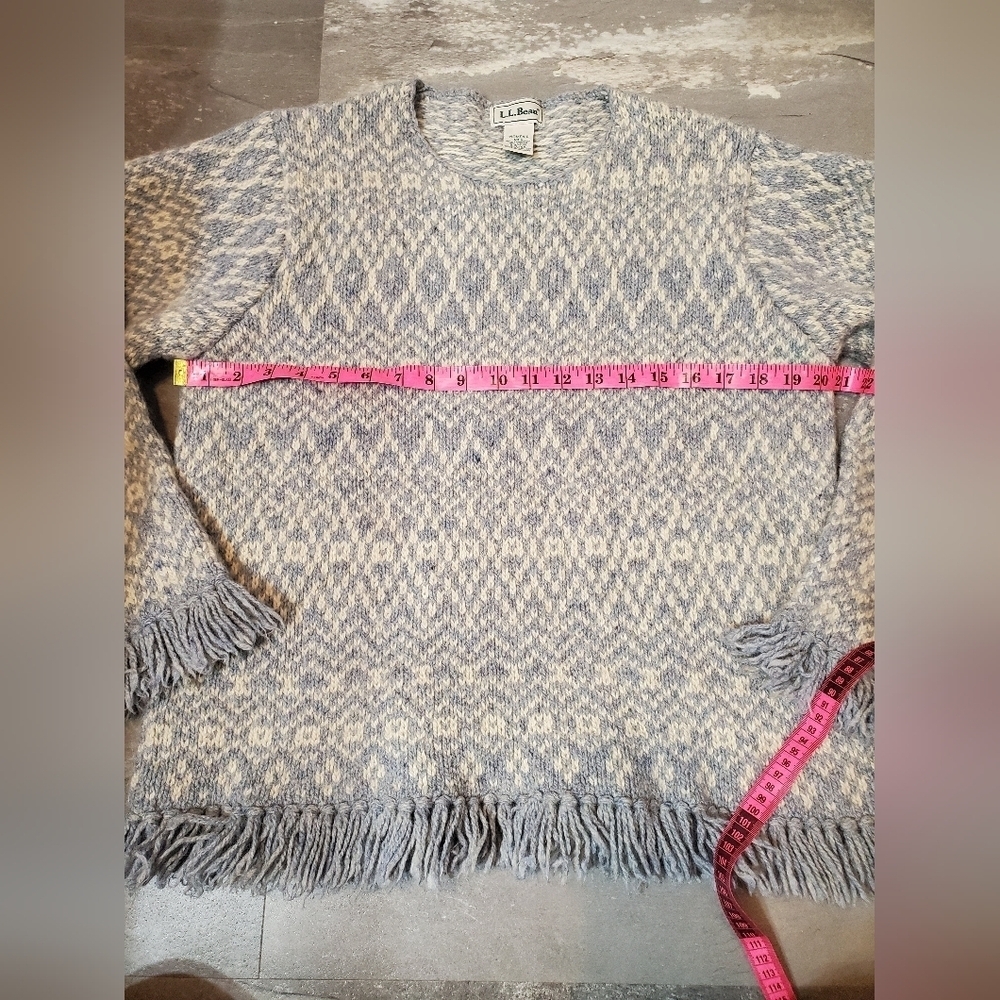 Vintage L.L. Bean fringe sweater. Wool blend. Grey-blue and cream. Fair Isle. M. - Picture 3 of 10